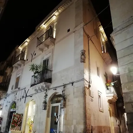Sciala Ortigia Syracuse
